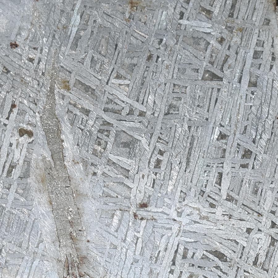 アルタイ隕石　隕石　 鉄隕石　メテオライト　ナチュラル　原石　重さ約944ｇ