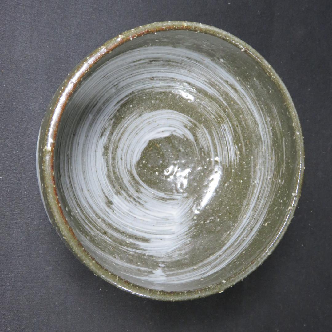 茶碗 刷毛目丸紋 木箱 共箱 在銘 茶の湯 茶器 抹茶碗 茶道具