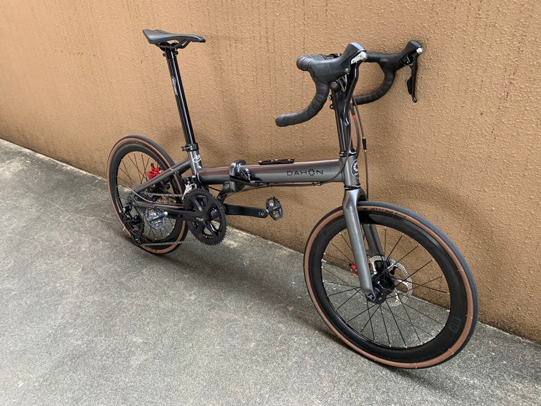 軽量★DAHON Vitesse★フルリメイク★セミ油圧ブレーキ、451ホイール