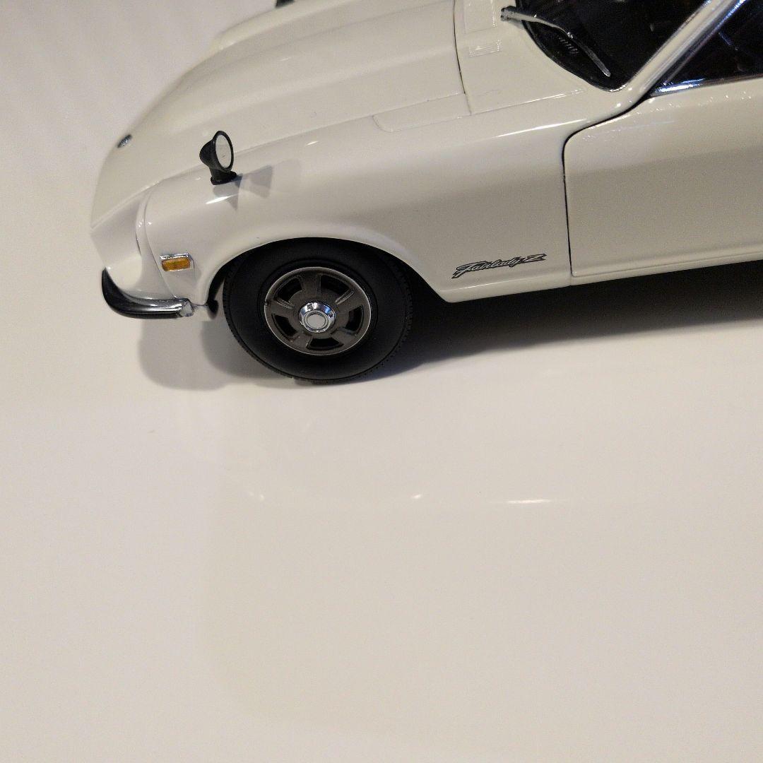 フェアレディZ ホワイト 1/18 ミニカー 京商 NISSAN TOY Car