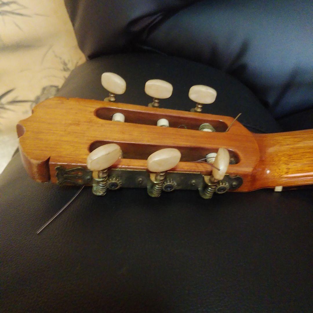 松岡良治、M25、アコースティックギター？、中古（本文よく読んでください）