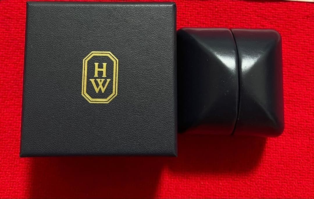 新品.正規　HARRYWINSTON ハリーウインストン　婚約指輪　箱のみ