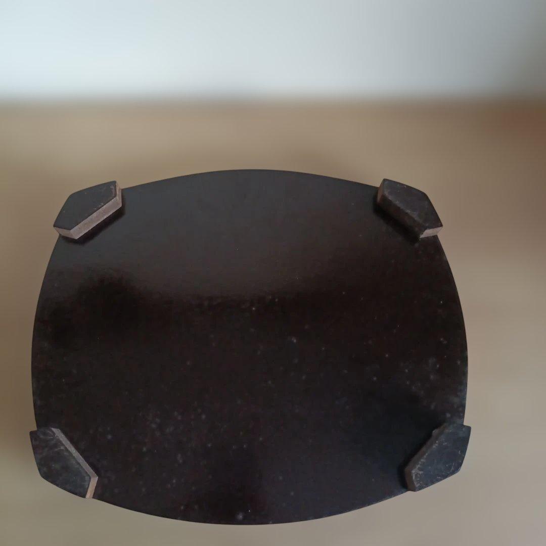 大きい壺　花瓶　焼き物　桜皮細工 の台座付き