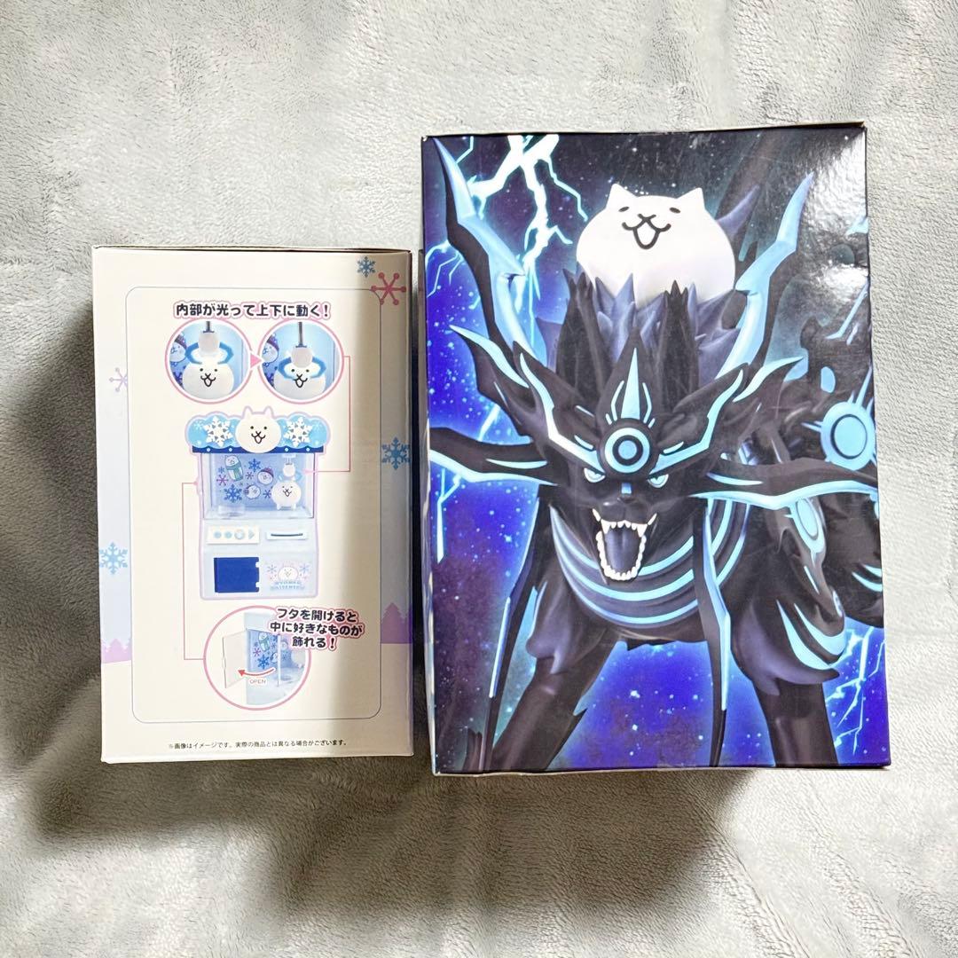 即日発送　にゃんこ大戦争　ネコの神獣オウダーク クレーンゲーム型貯金箱