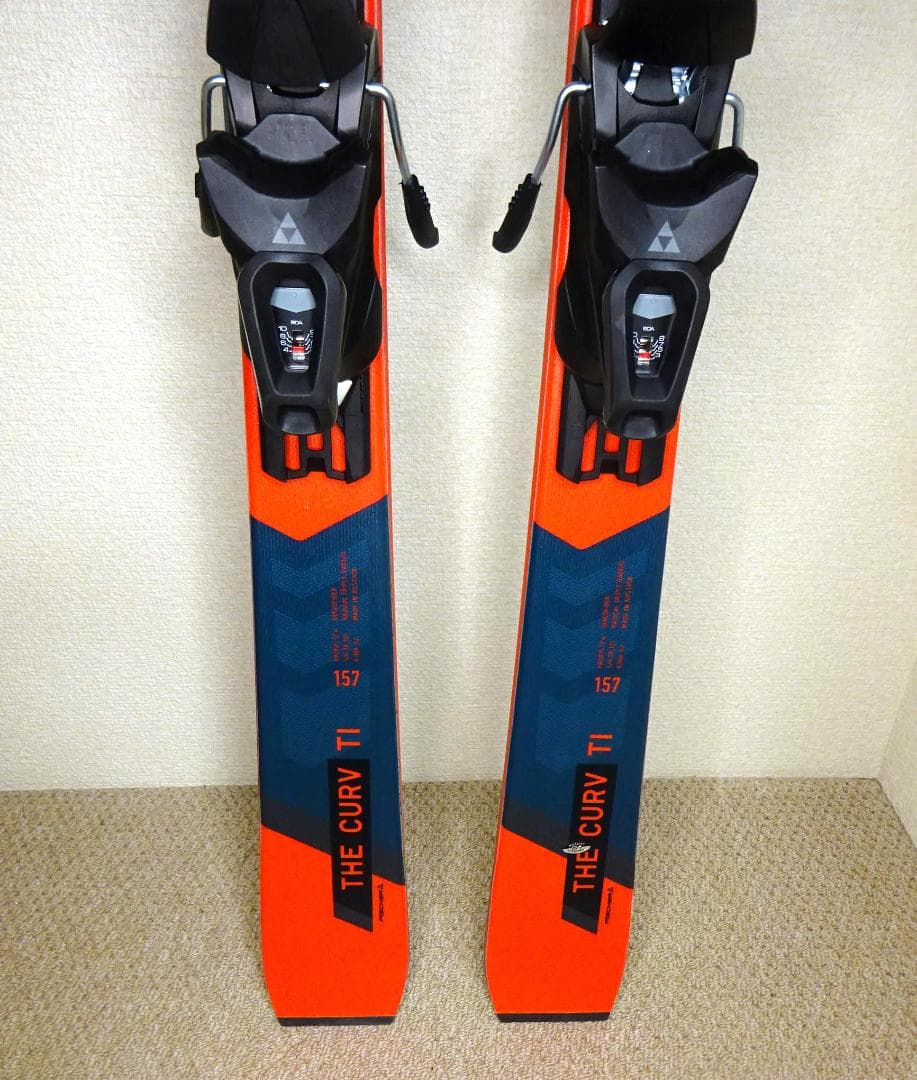 未使用 FISCHER THE CURV TIカービング1級女性軽量オーストリア