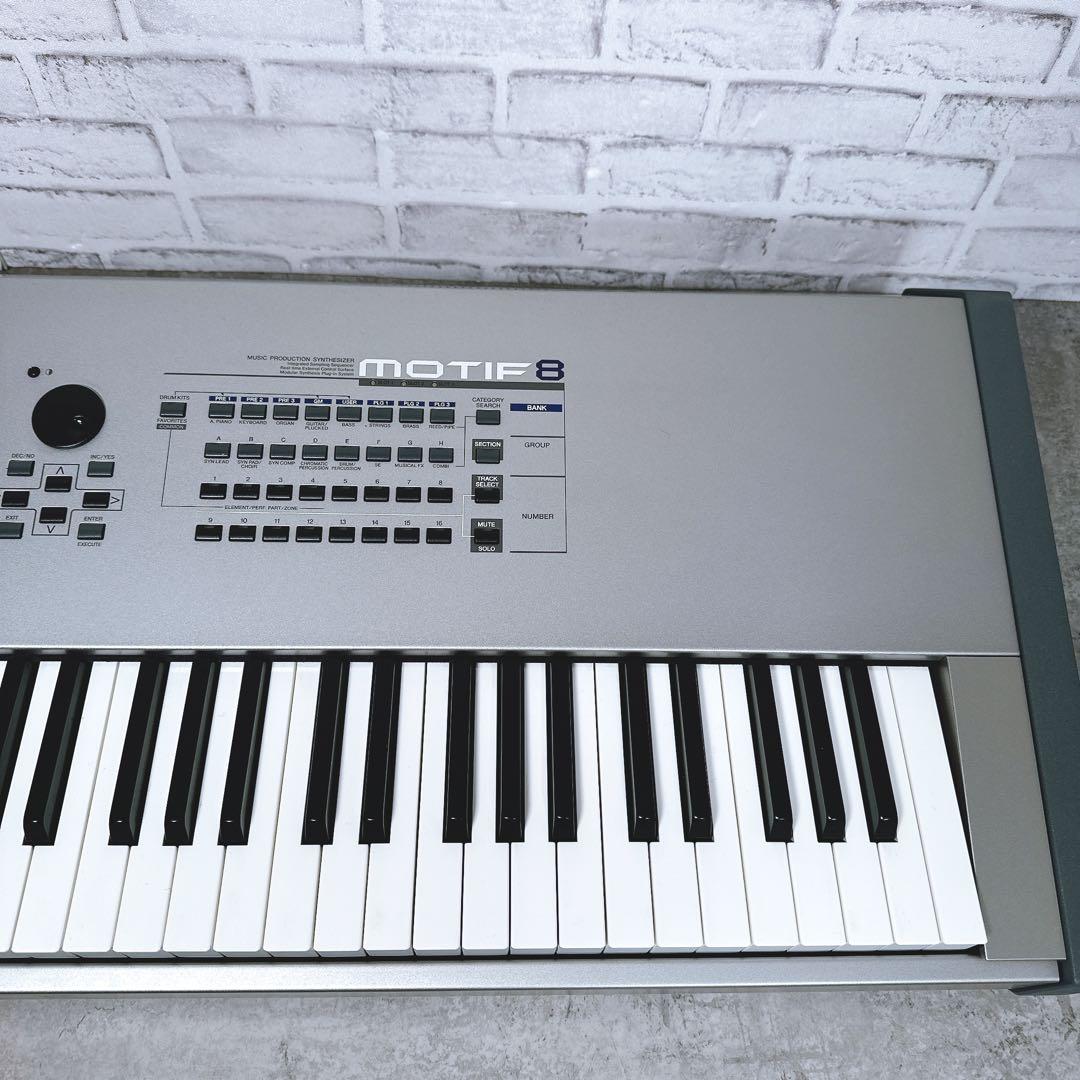 【美品】YAMAHA MOTIF8 シンセサイザー 88鍵盤 ヤマハ　モチーフ