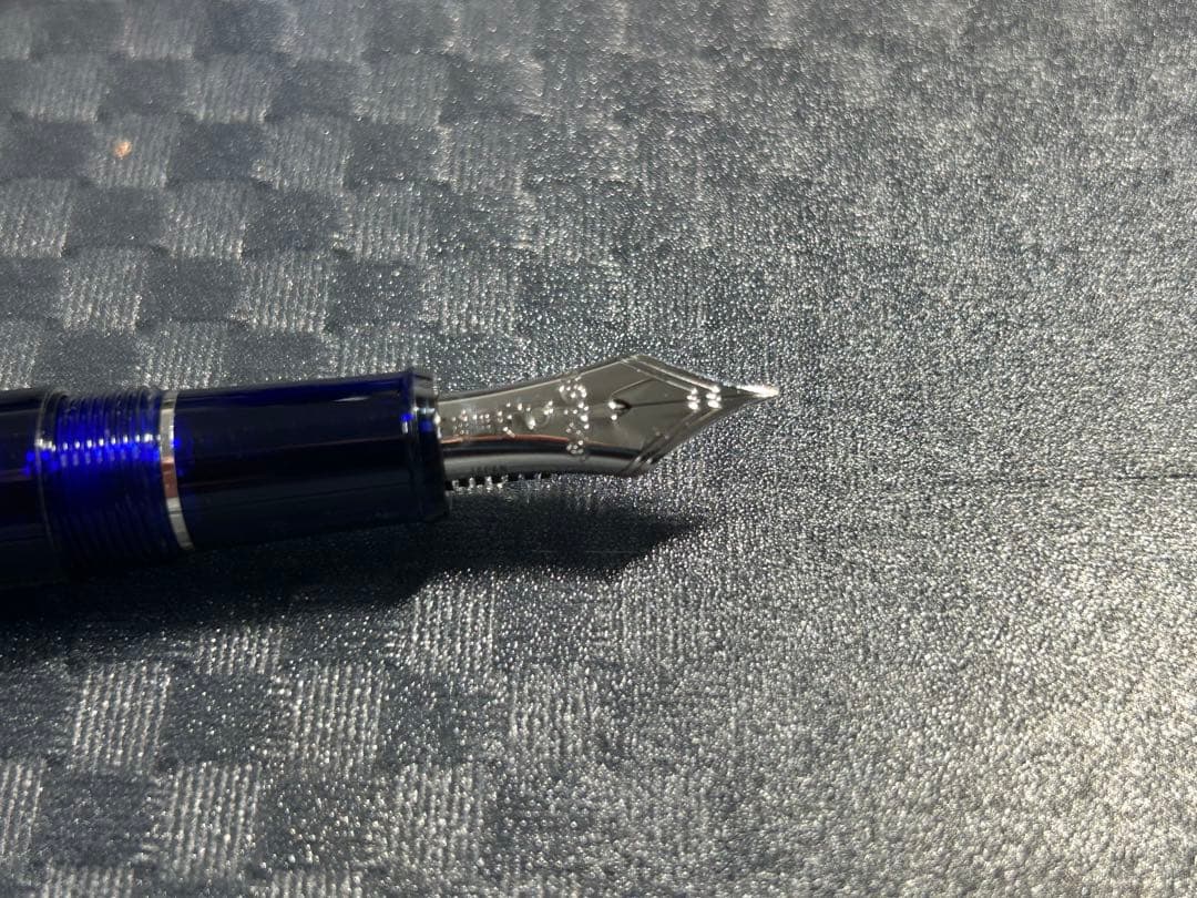 PLATINUM 3776センチュリー シャルトルブルー（F）