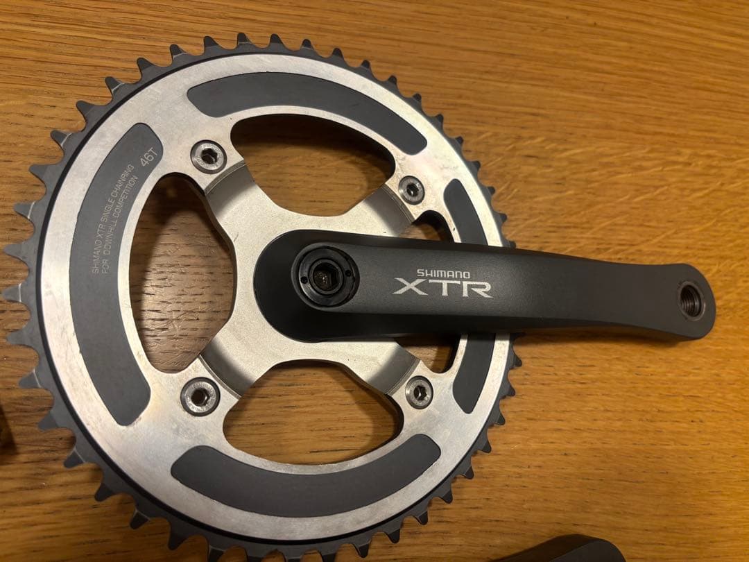 シマノ XTR FC-M952 DHクランク BBセット