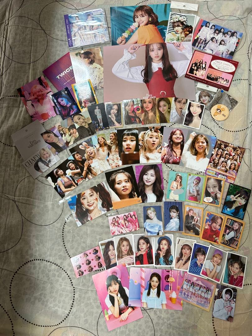 ツウィ うちわ ポスター アルバム aboutzu ラントレ まとめ売り