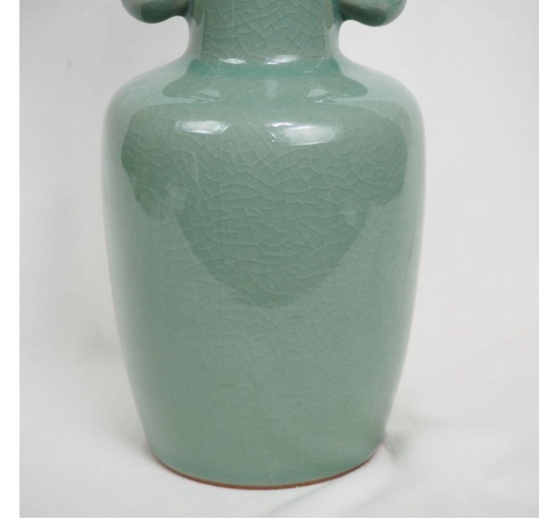 送料無料　倣宋代青磁花瓶　レプリカ　作家物　木箱付　高さ25ｃｍ