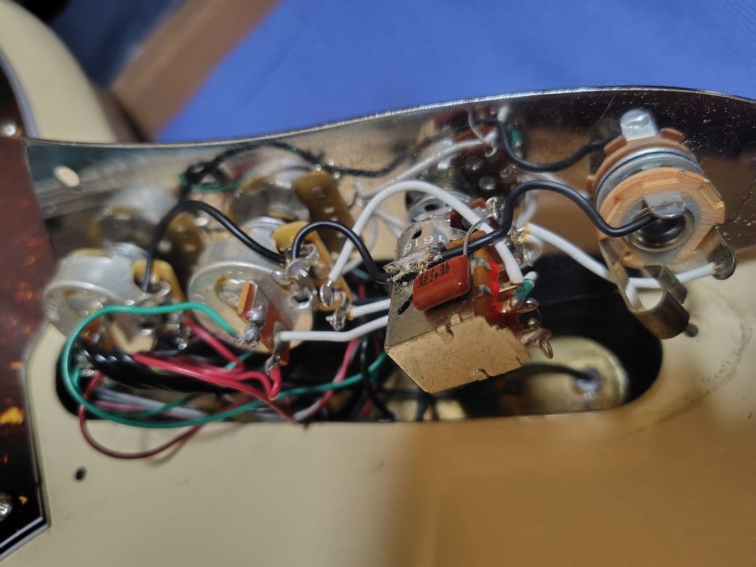 ベース Fender Jazz Bass japan