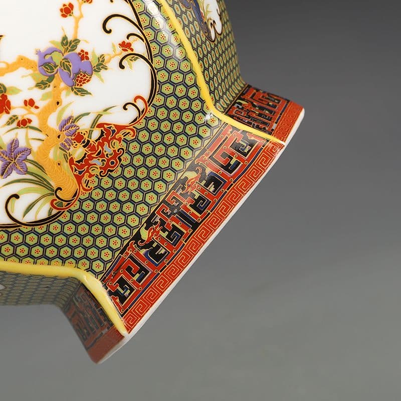 清雍正蒔金花鳥六方瓶 景徳鎮 陶磁器 装飾品 現代工芸品 美術品 置物