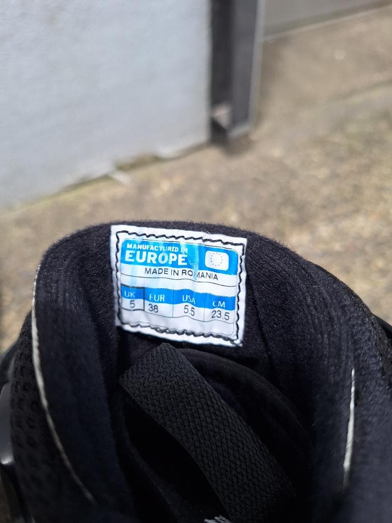 SALOMON クロスカントリースキーブーツ