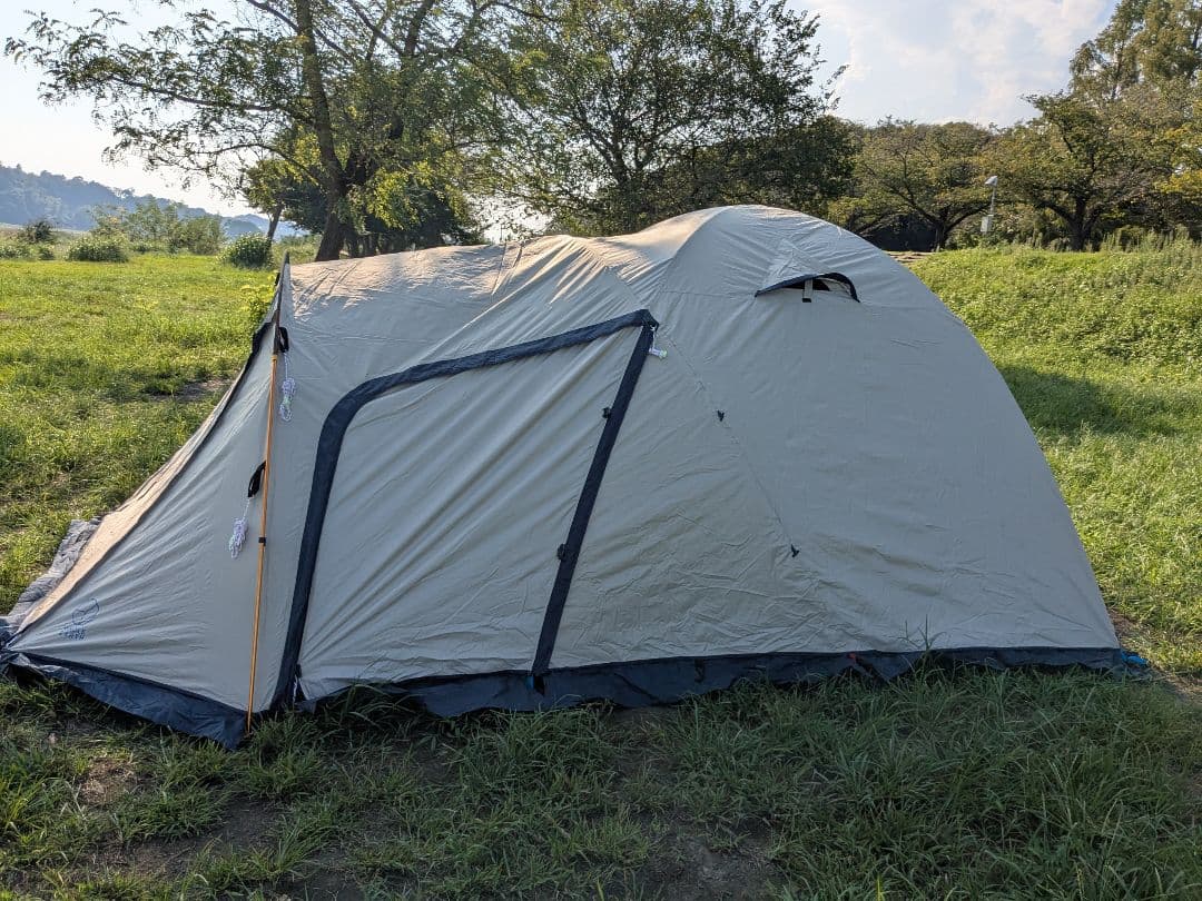 WHOLE EARTH　アースドーム240　グランドシート、フロアマット付