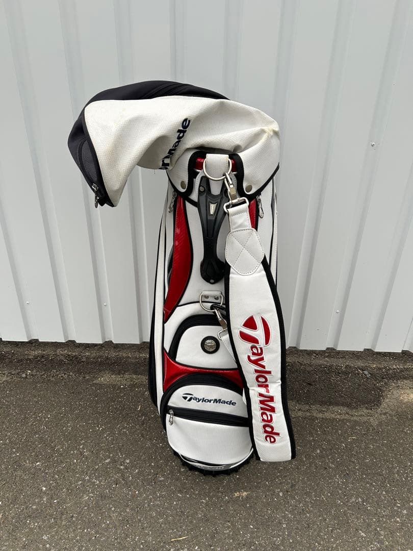TaylorMade キャディバッグ
