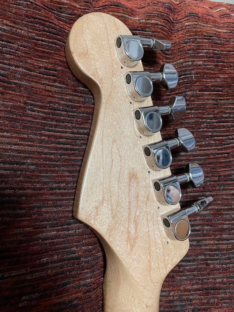 コンポーネント　エレキギター　ストラトタイプ