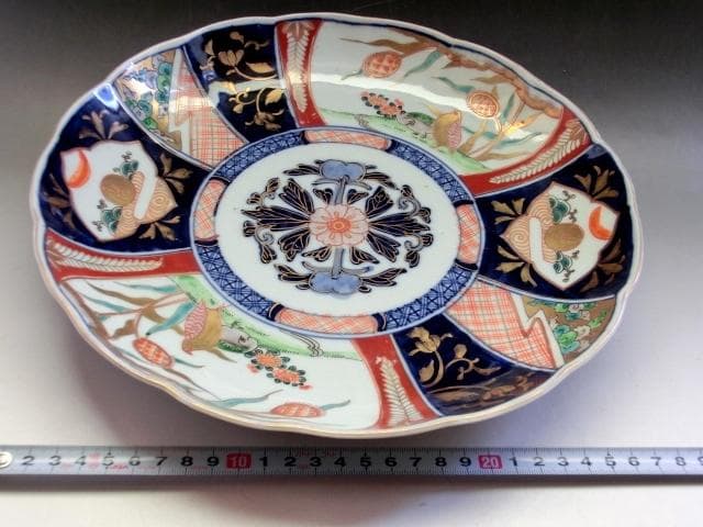 大皿■赤絵兎紋窓絵染錦絵花唐草紋皿 花弁型(江戸後期～明治期)古伊万里 時代物■