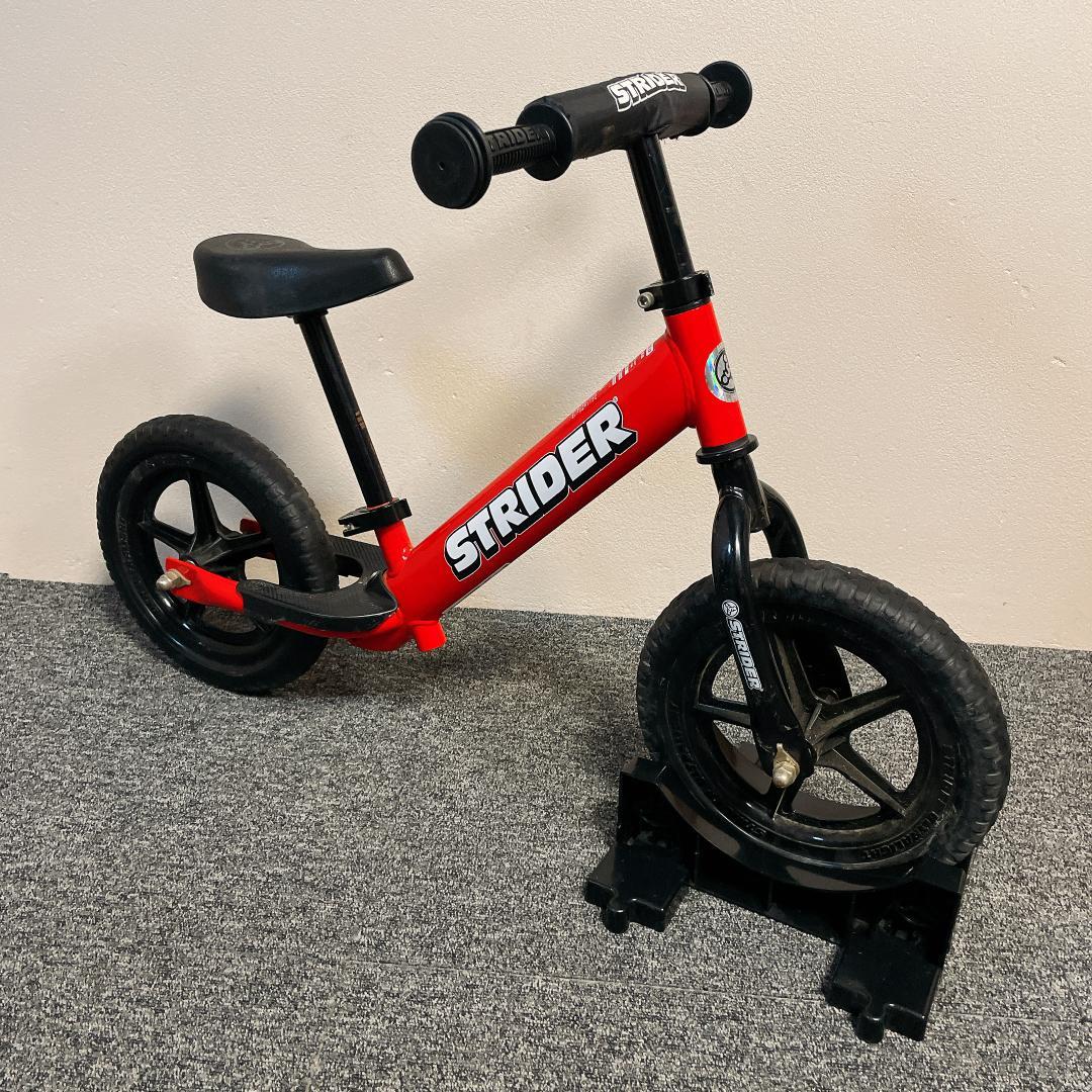 ストライダー スポーツモデル レッド 12インチ STRIDER 日本正規品