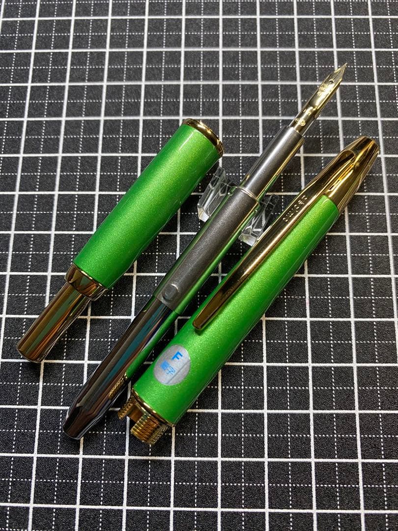 PILOT CAPLESS decimo Peridot-Green 万年筆