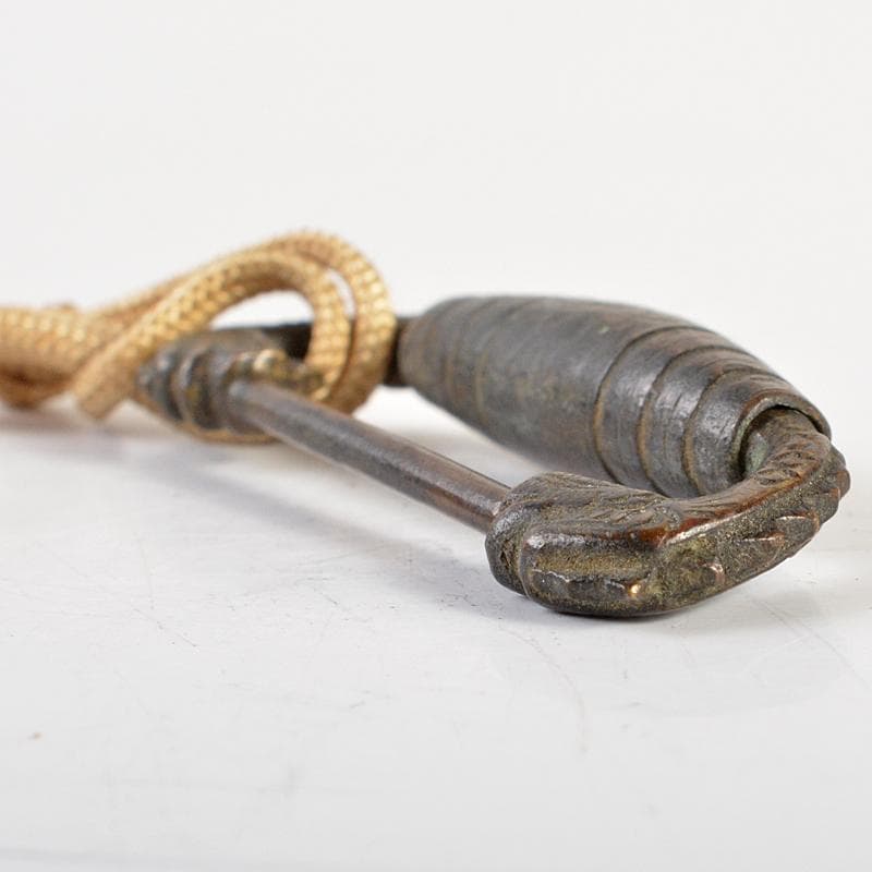 李朝　朝鮮古民具　古銅　刻神獣　古い錠前　鍵　M　R7375