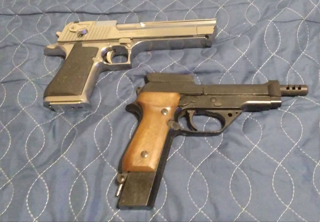 東京マルイ　デザートイーグル。マルゼン　M93R ジャンク　ASGK認定