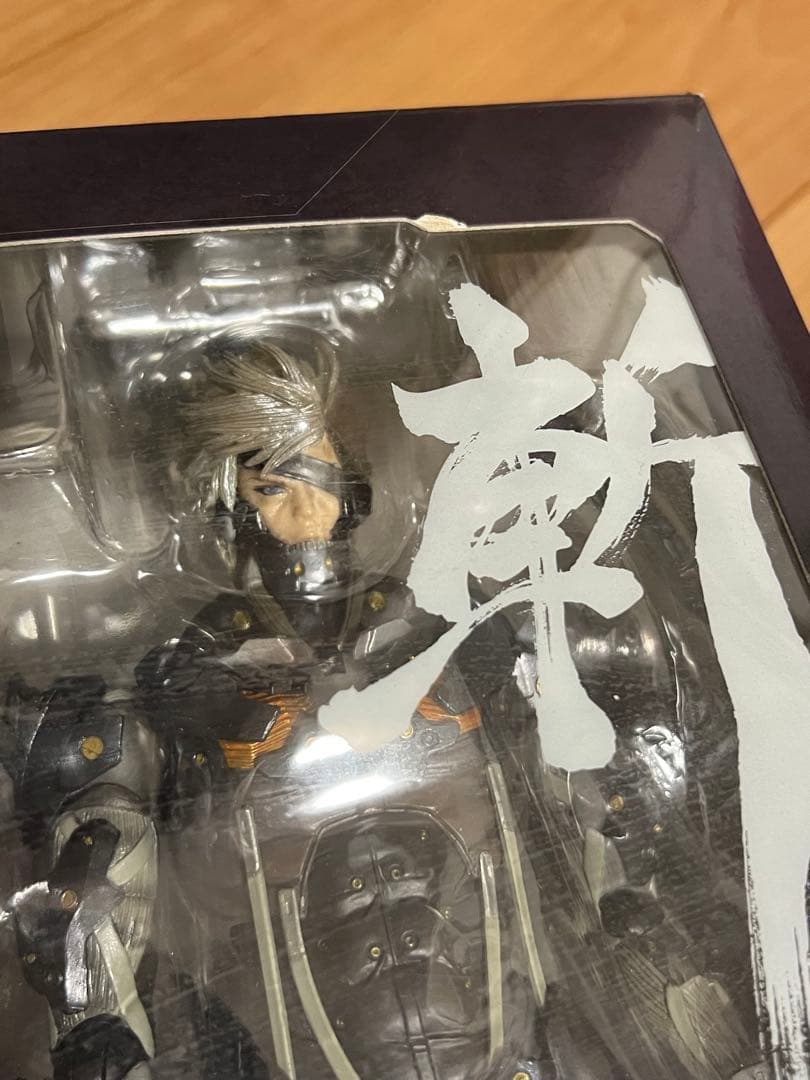 LGEAR RISING REVENGEANCE 雷電 フィギュア