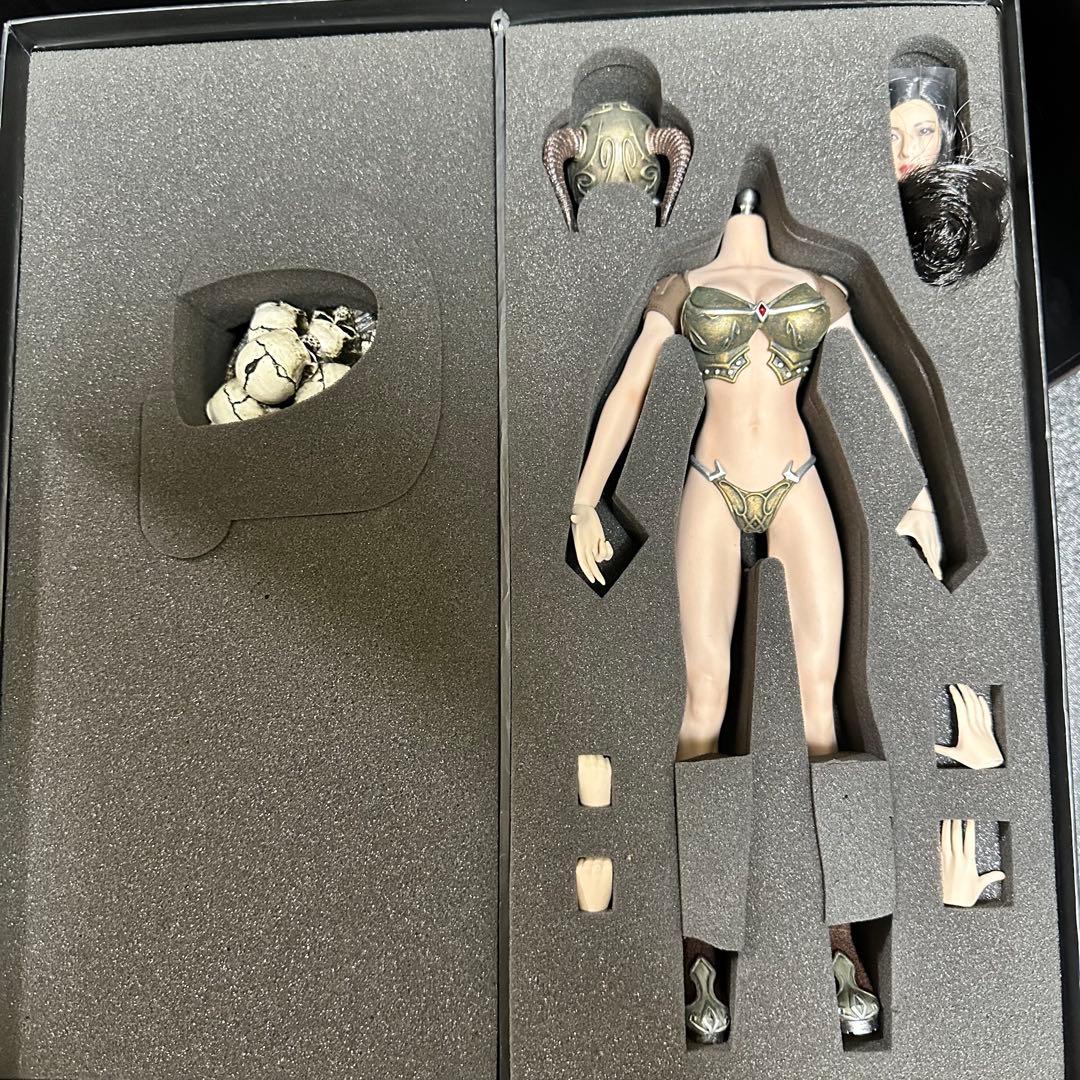 [G1056]デーモン・ハントレス　1/6 スケールコレクティブルフィギュア