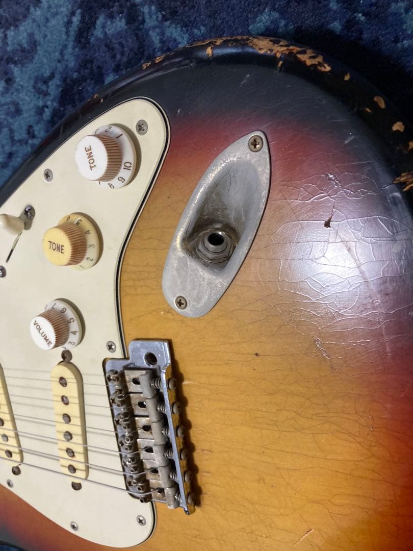 Bluesman Vintage guitarsレリックストラトキャスターUSA