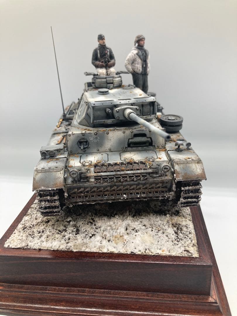 戦車模型完成品 1/35 3号戦車L型 ヴィネット全塗装済み完成品