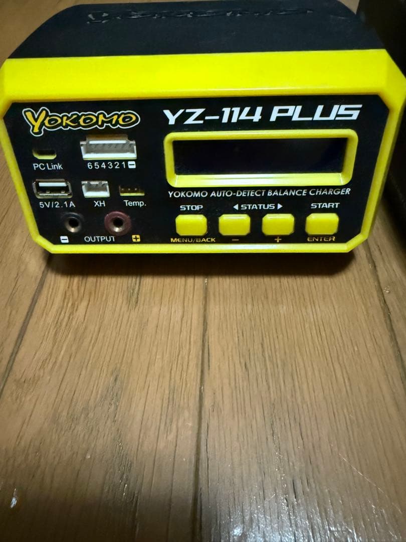 Reve D ショートバッテリー　ヨコモ充電器セット