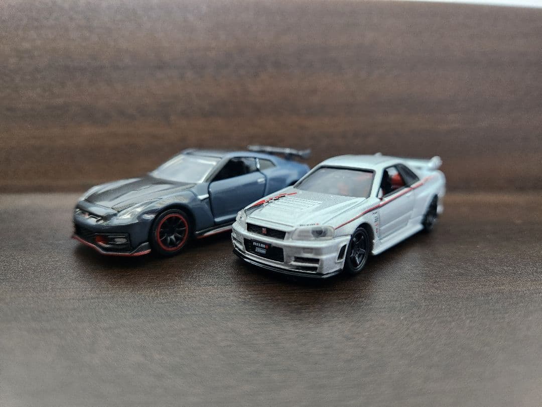 【新品未開封】トミカプレミアム 限定版GTR(R34&R35) 2台ずつセット