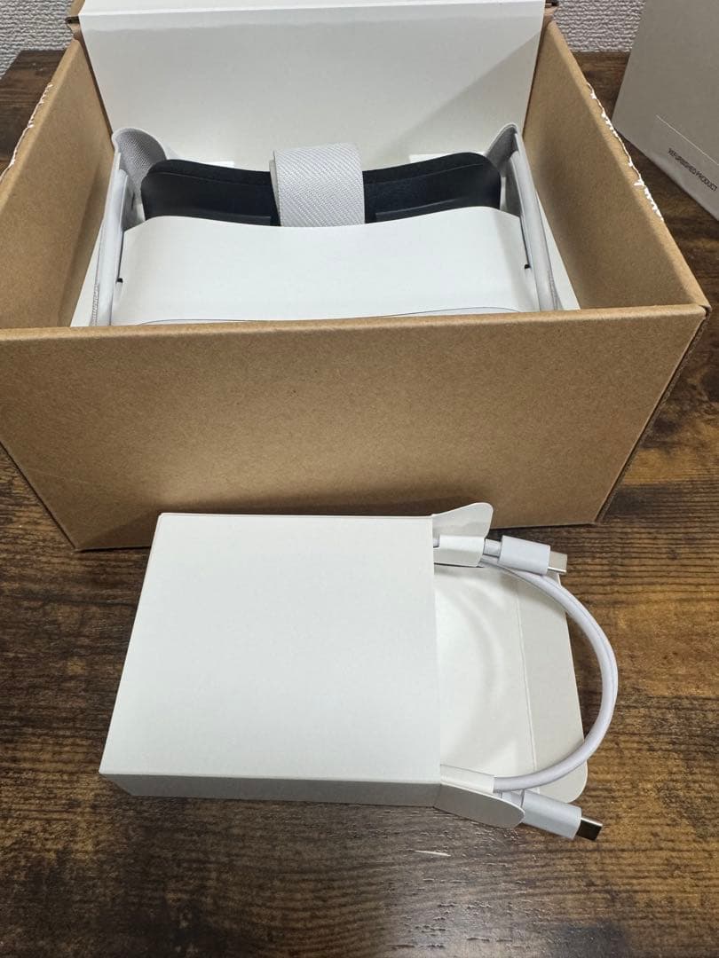   Quest 2 VRヘッドセット　新品未使用