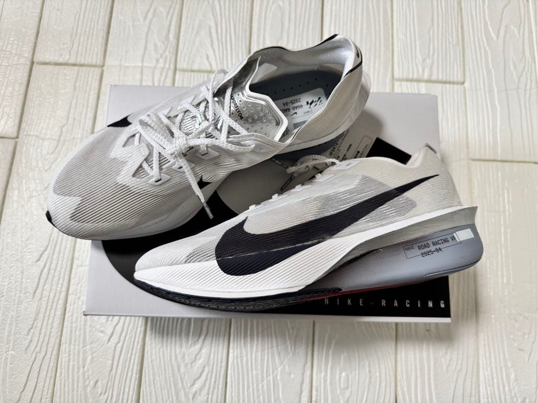 新品 ナイキ ズームX ヴェイパーフライ ネクスト% 4 PRM 27cm