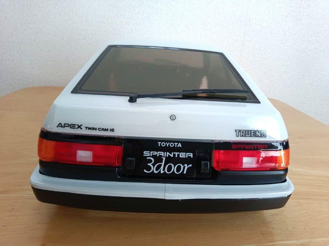 京商フェーザーD2 トヨタスプリンタートレノAE86 未走行ボディ