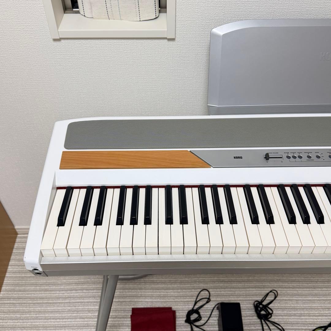 〚美品〛✦KORG 電子ピアノ SP-250 スタンド・ペダル付 2010年製✦