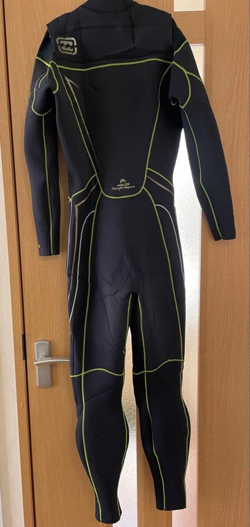 ビラボン 裏起毛ウェットスーツ　ノンジップ