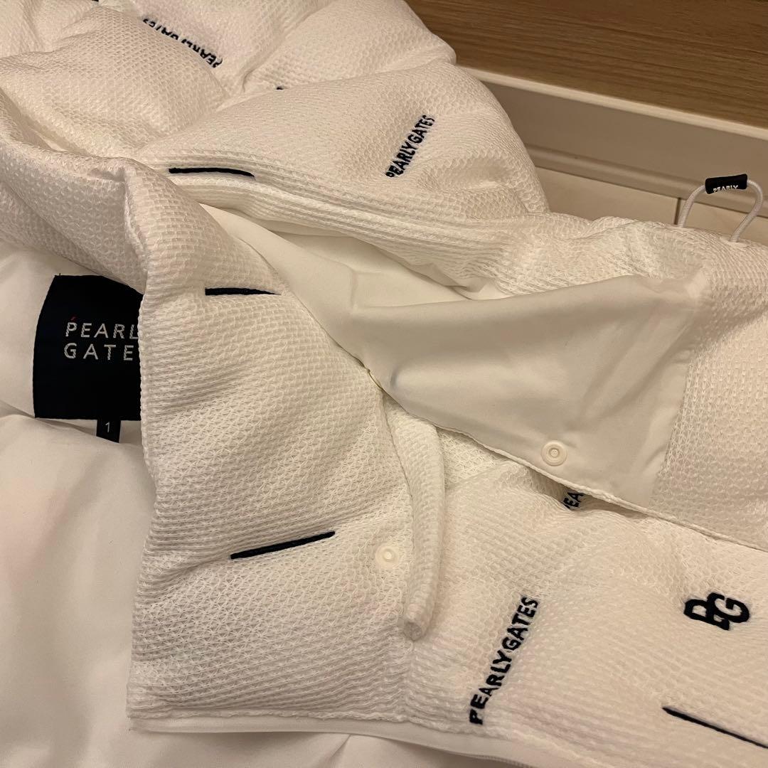 新品★42,900円 パーリーゲイツ ダウンベスト フード付き 白×紺ロゴ 1