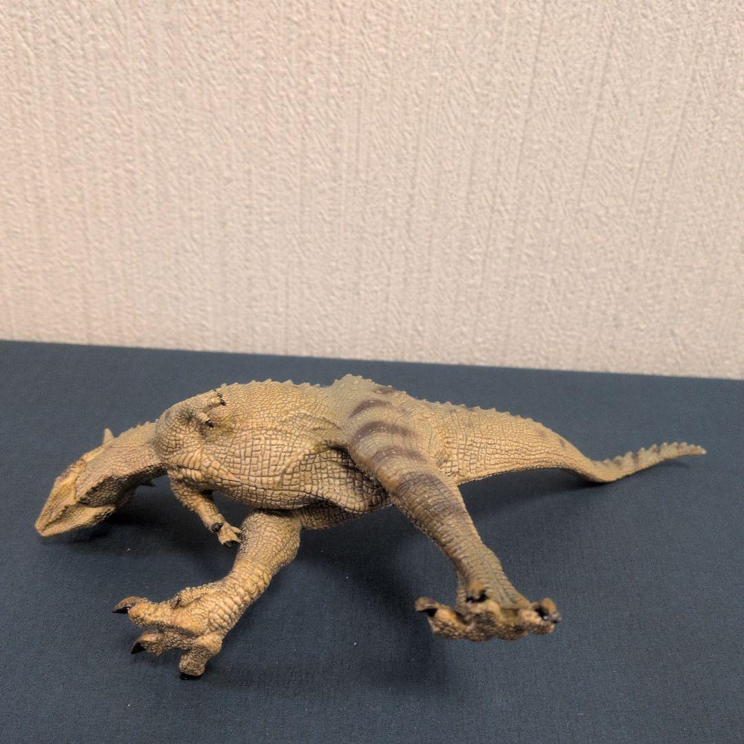 パポ　クリオロフォサウルス　カルノサウルス