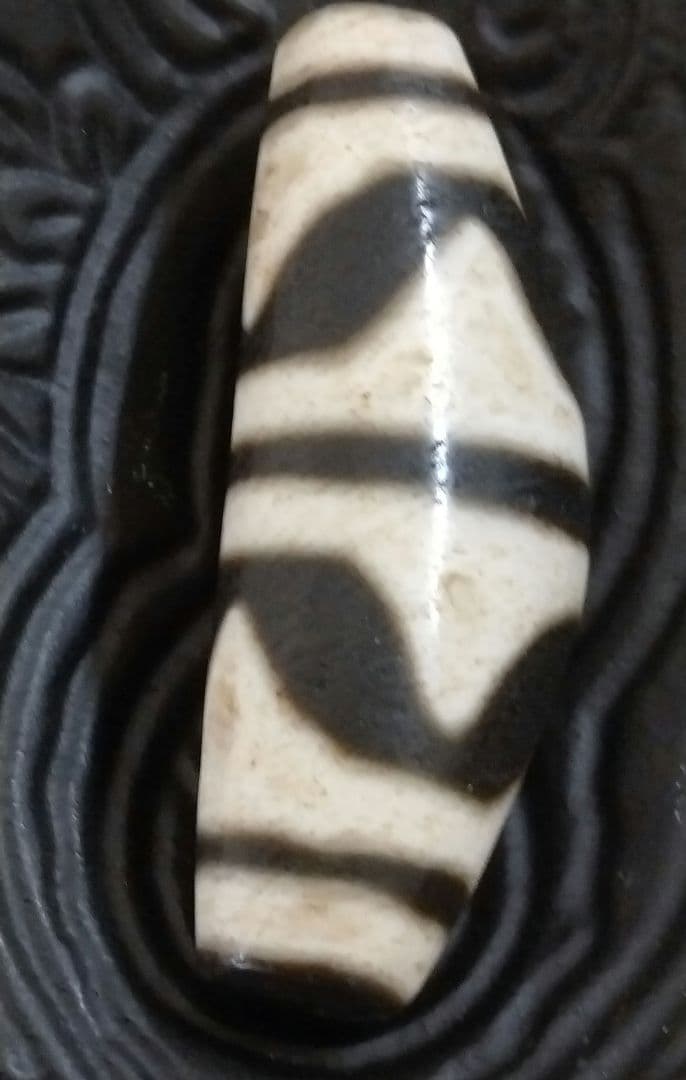 611天珠　湾月　双虎牙天珠　dzibeads！