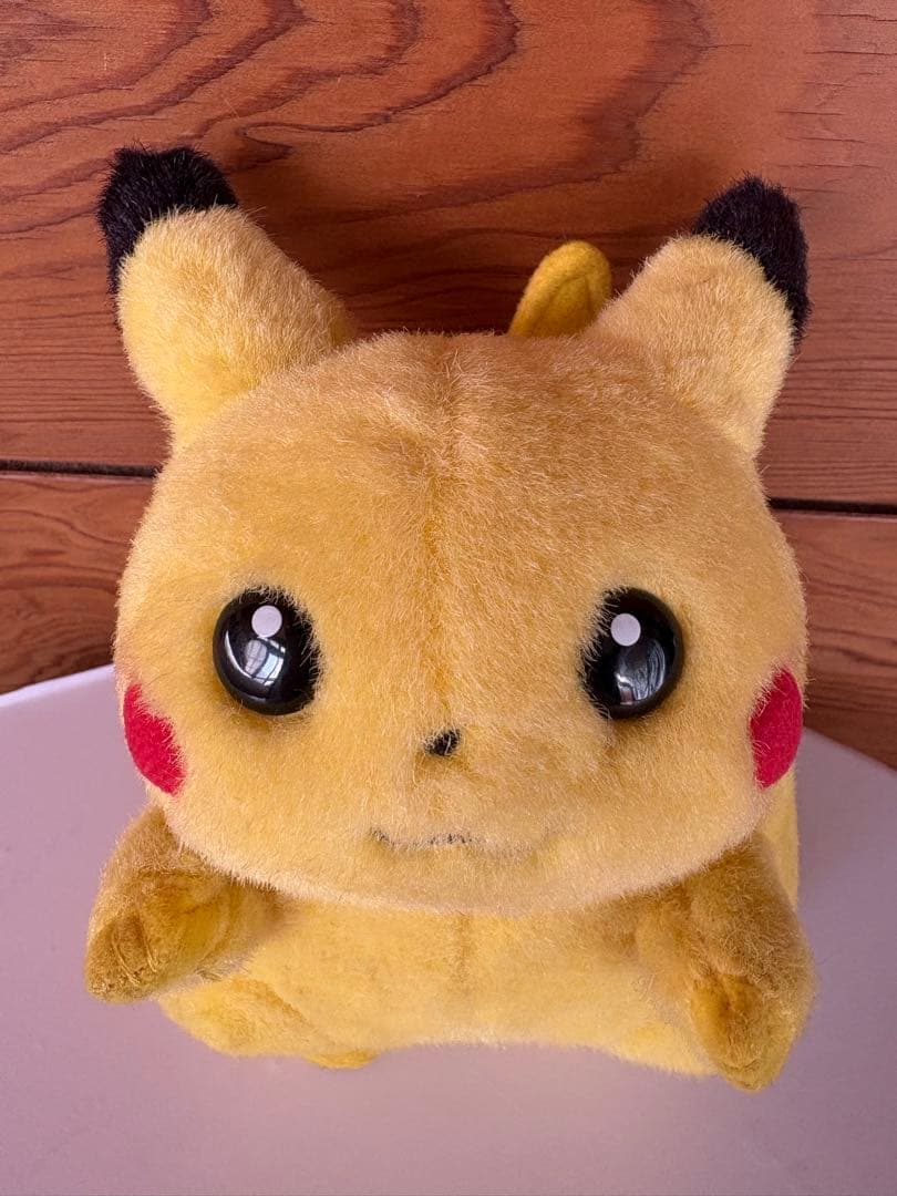 お腹を押すと鳴くピカチュウ　初期