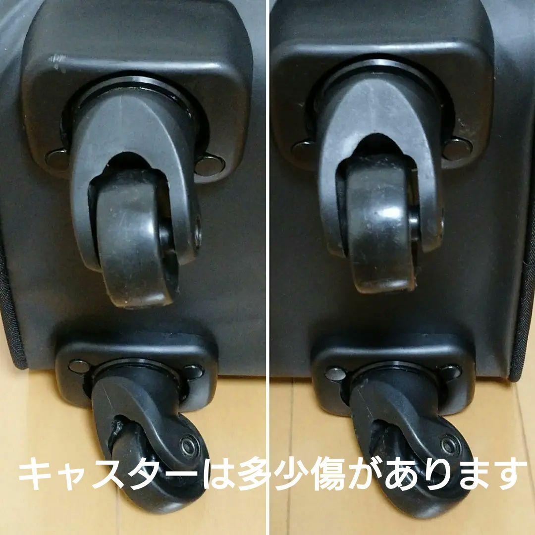 無印良品　四輪キャリーバッグ　黒　中　26リットル　スーツケース　Мサイズ