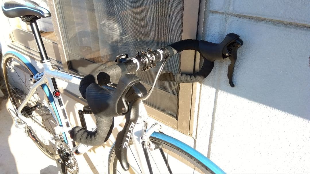 【整備済み】ルイガノ　CTR　2×9速　ロードバイク 700C　タイヤ・サドル黒