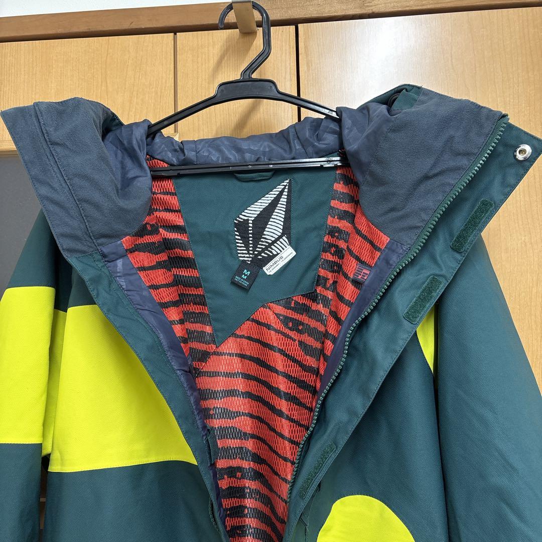 VOLCOM スノーウェア　スノーボードウェア　ウィンタースポーツ　ボルコム