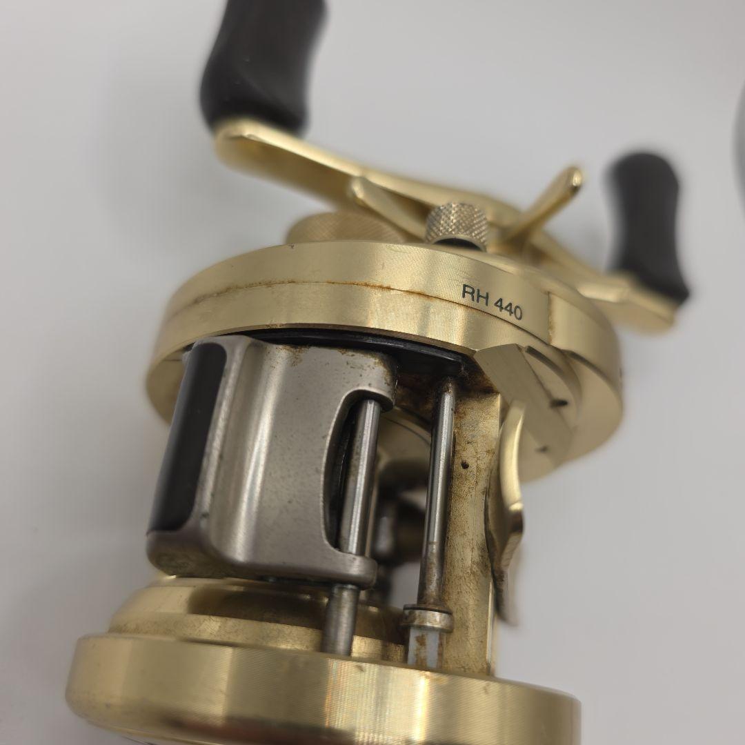 T64 シマノ 00カルカッタコンクエスト200