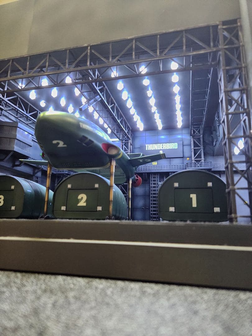 【これで最後！】40%オフ衝撃プライス　サンダーバード2号+夢の基地　手渡し限定