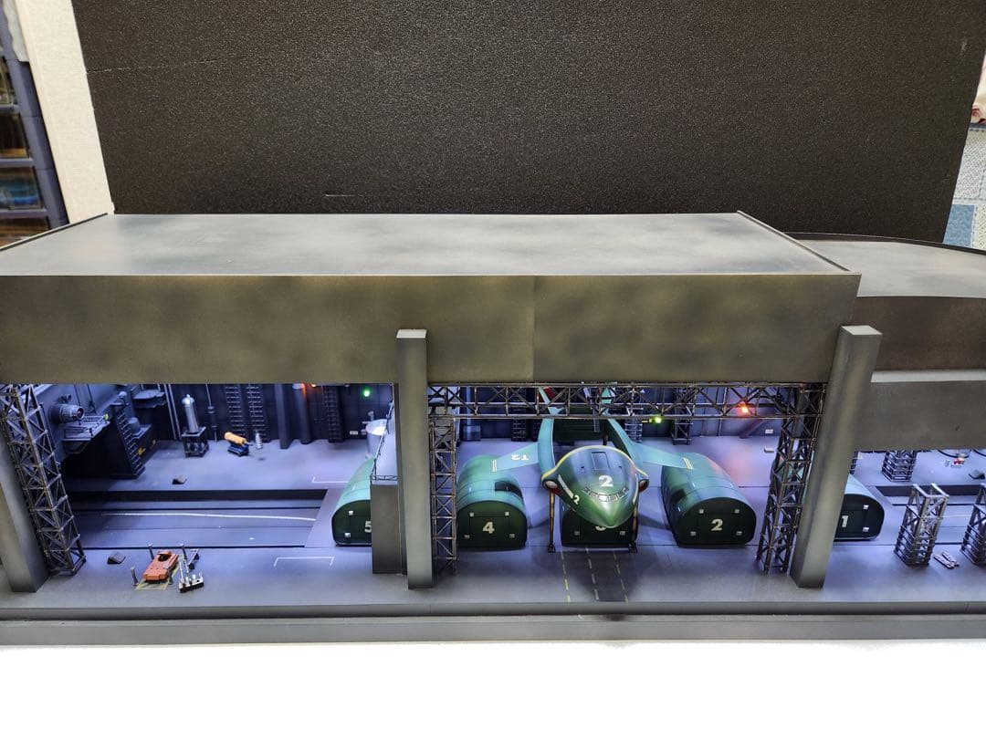 【これで最後！】40%オフ衝撃プライス　サンダーバード2号+夢の基地　手渡し限定