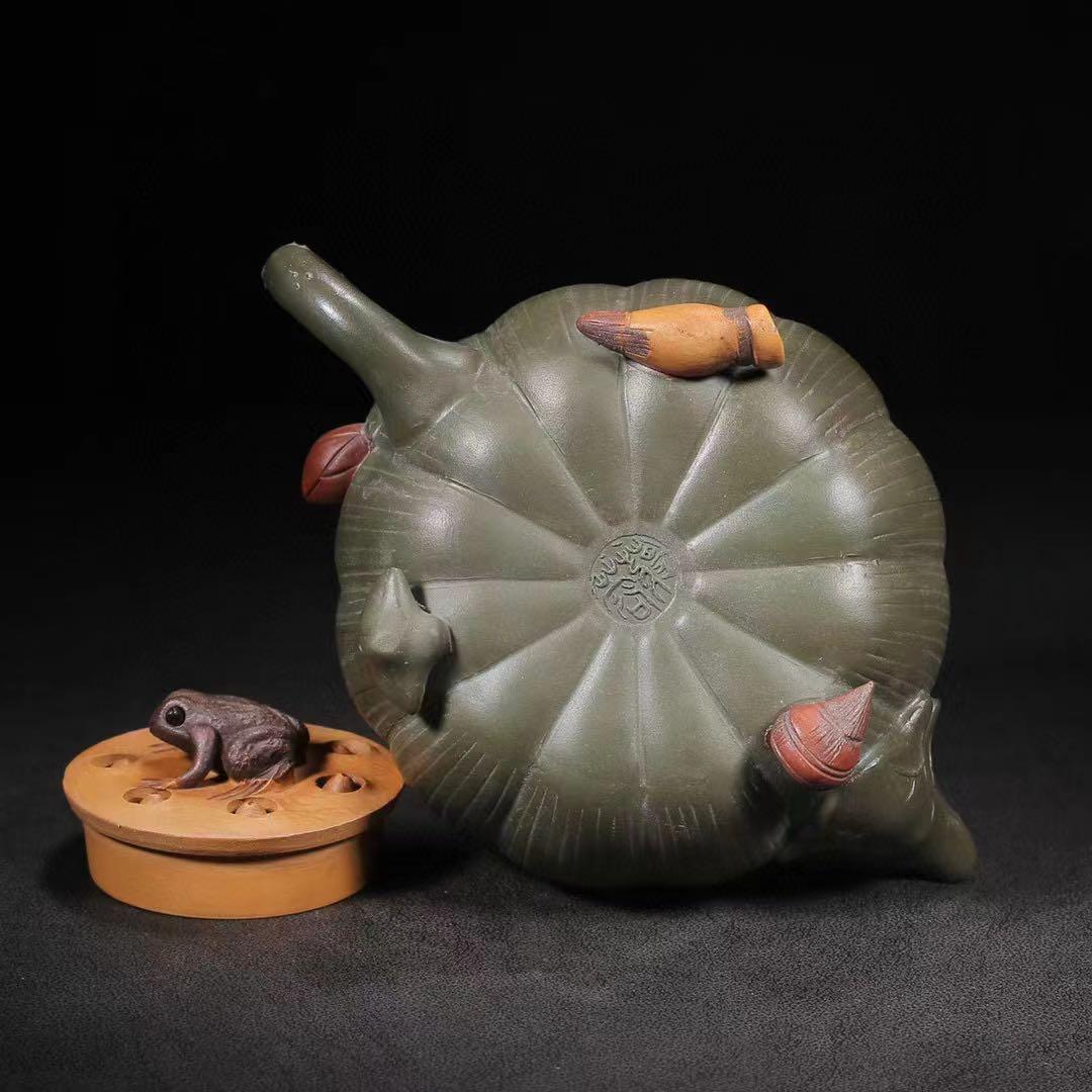 中国古美術・原鉱段泥 カエル蓮子壺 、底槽款:蒋蓉紋、紫砂壺・急須・茶道具