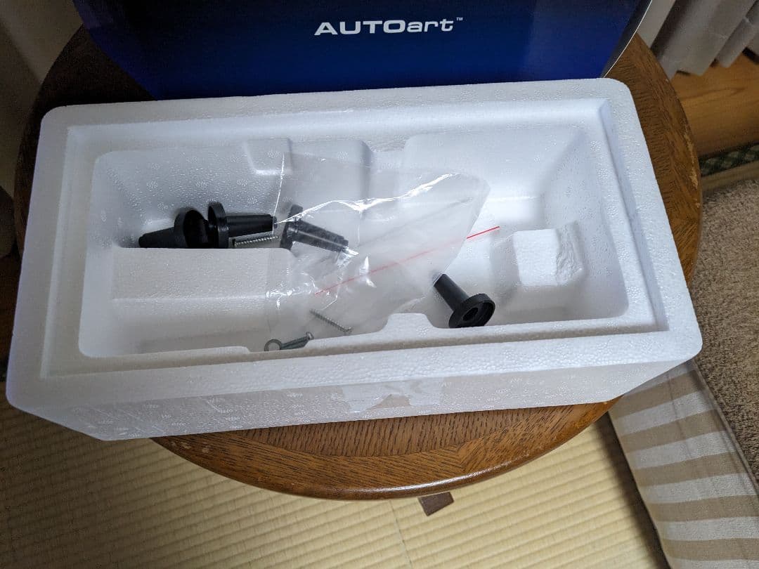 オートアート1/18　TOYOTA2000GT　ワイヤーホイール仕様