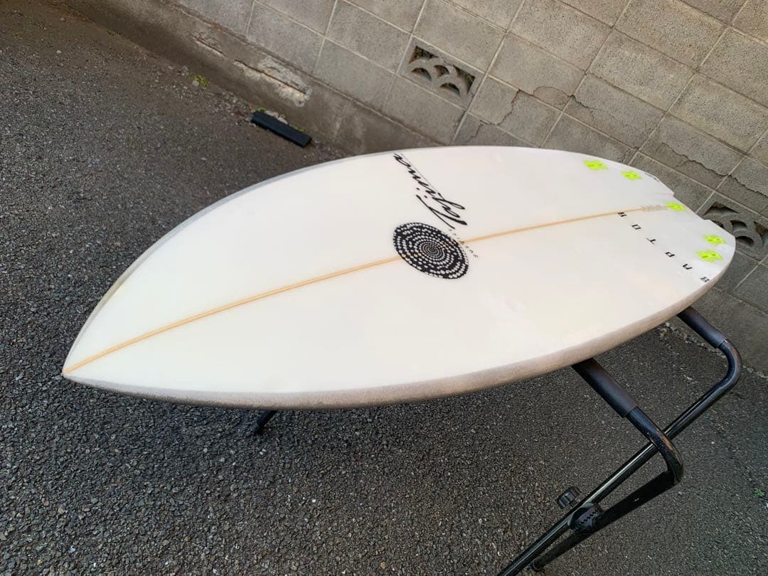 ジャスティス、ラプターモデル！フィン付き！