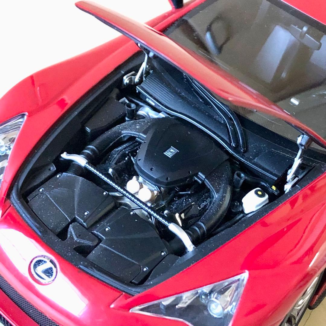 ミニカー AUTO ART 1/18 Lexus LFA